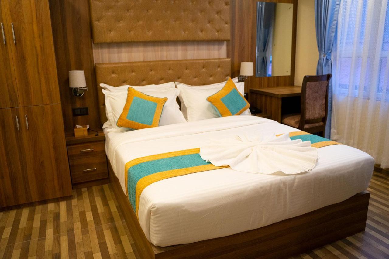 Grand Yak Boutique Hotel Катманду Екстер'єр фото